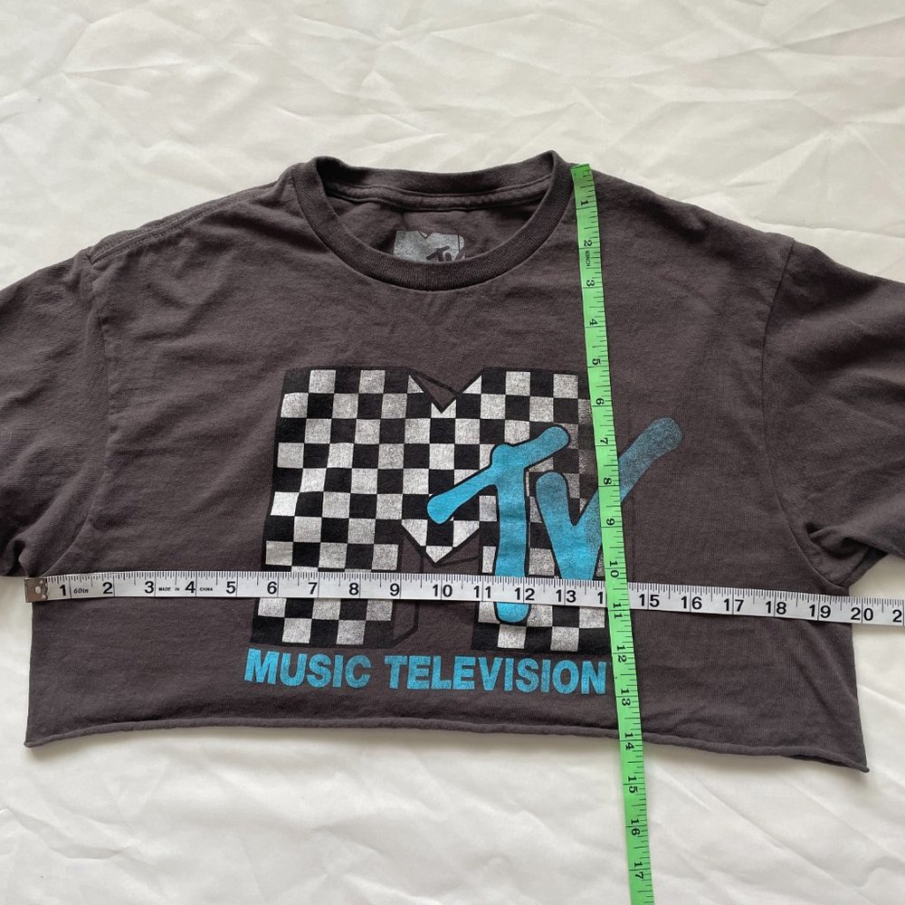 MTV Graphic Tee Cropped Top Checker Mtv Logo Brownish/Gray size M - Picture 4 of 5